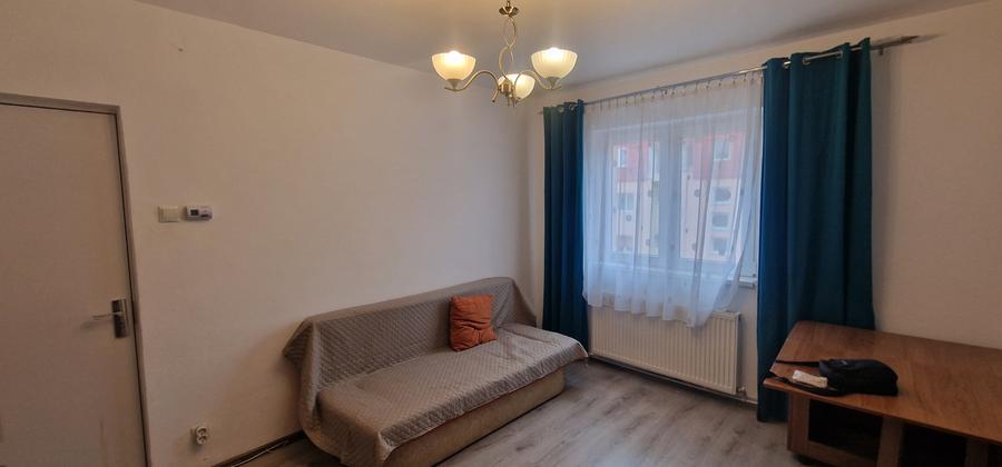 Apartament cu 2 camere de inchiriat zona Luptei