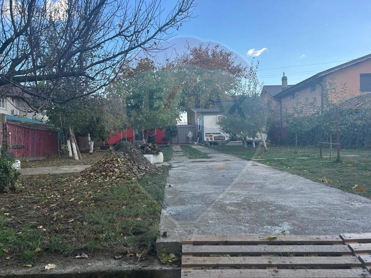 De vanzare spatiu comercial stradal in Corbeanca IF
