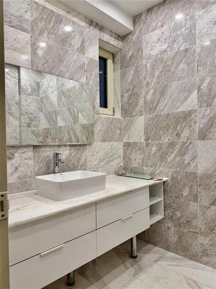 Vila premium cu lift interior, 7 dormitoare si curte proprie I Pipera