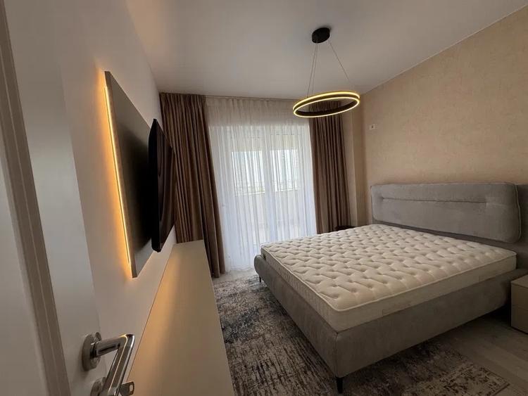 Central Address 2 camere cu balcon 17 MP