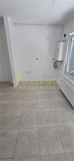 Berceni-Apartament 2 Camere Tip Studio-Gata de Mutare