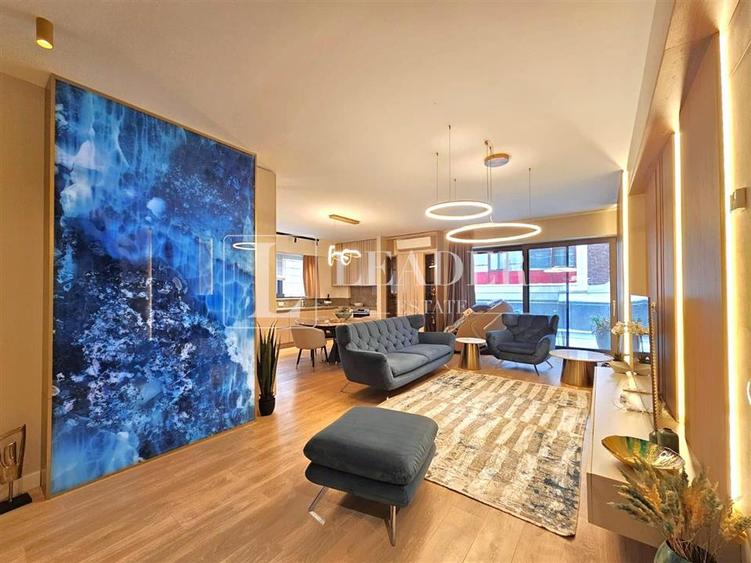 Apartamentul ALBASTRU I Premium Design I 2021 building