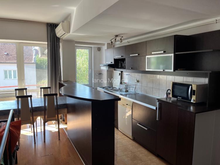 Închiriez apartament cu 3 camere, zona centrală - 11