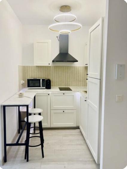 De Inchiriat 2 camere Rin Grand Hotel, parcare, magazine in complex