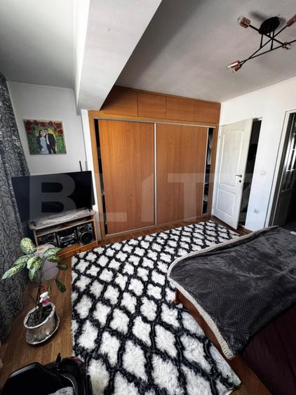 Apartament cu 4 camere, 79 mp, mobilat și utilat, zona Blocuri.