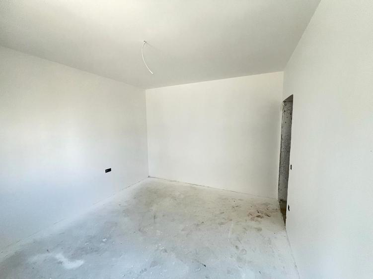 Apartament-3-Camere-Decomandat-73mp-Utili-Balcon-5mp-Parcare-Sanpetru-Residence