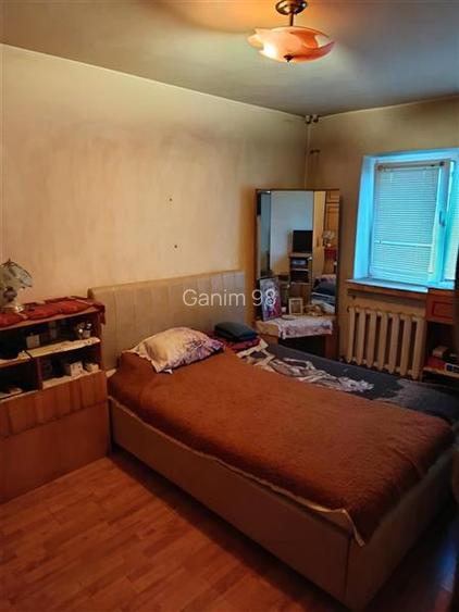 Apartament 2 camere , zona b- dul Independentei , et 1 din 4 , decomandat , 55 m - 8