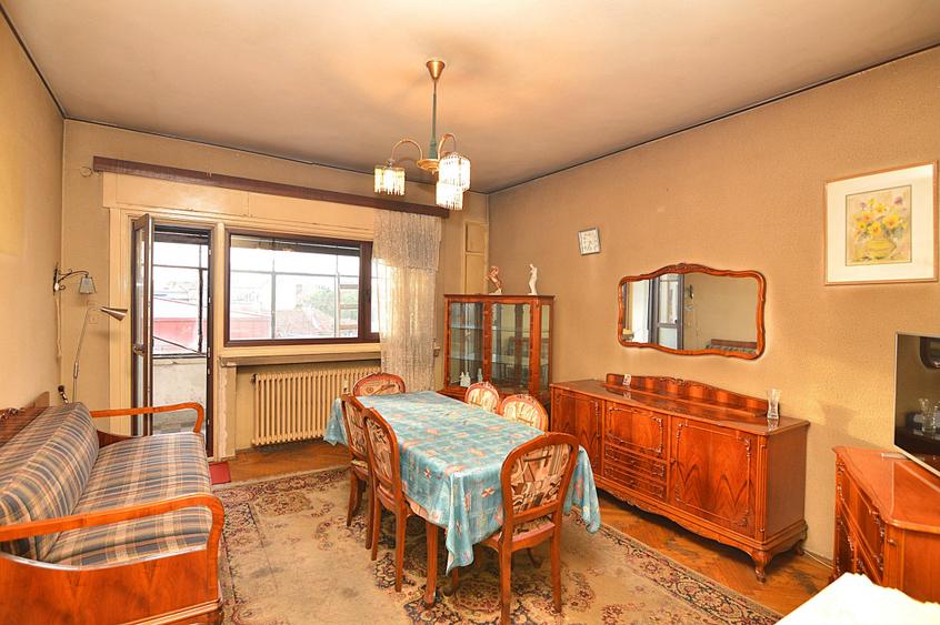 VANZARE APARTAMENT 4 CAMERE CALEA CALARASILOR – SFANTUL STEFAN