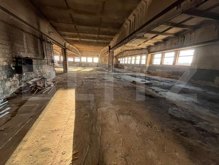 Hală industrială 800 mp, curte și parcare proprie, acces auto – zona Micro 6