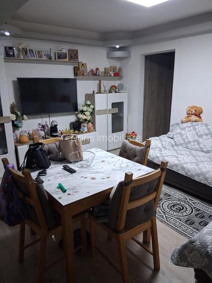 Apartament 4 camere mobilat si utilat ,decomandat,etaj 4/4,liber imediat, - 11