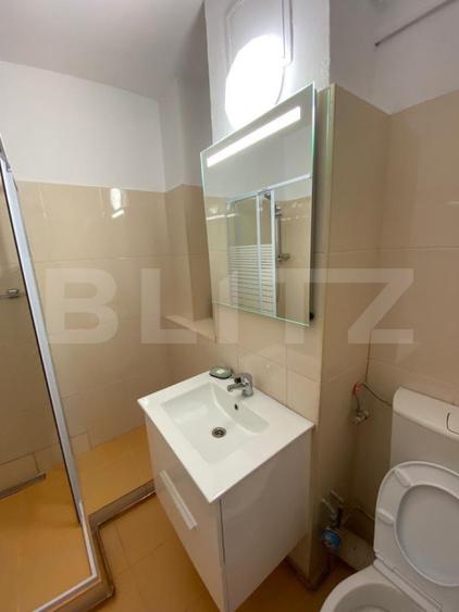Apartament 3 camere, 80 mp, pretabil spatiu birouri, zona Ultracentrala