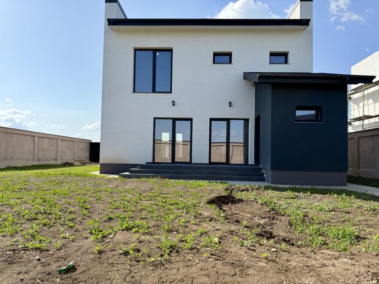 Vilă modernă cu 4 camere | Încălzire în pardoseală | Teren 505 mp