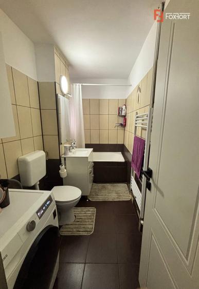 Apartament cu 5 camere, 95 mp utili - zona Fortuna