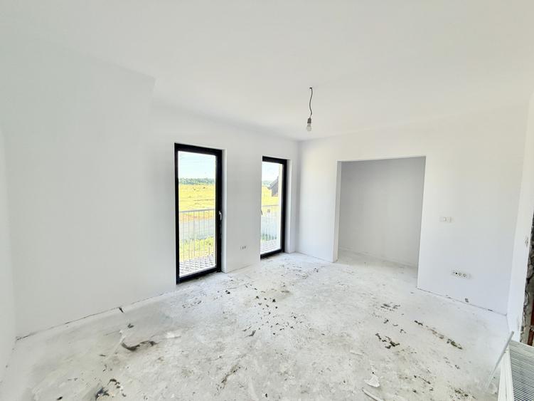 Duplex cu 4 camere - Predare imediata - Mosnita - Comision 0%