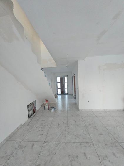 Duplex P+E in Urseni finalizat si cu utilitati