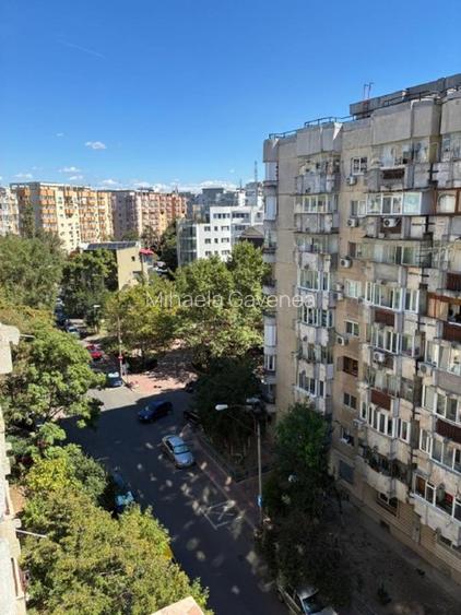 Apartament 2 camere decomandat central Panait Cerna
