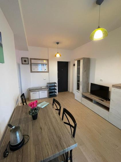Apartament 3 camere, 62 mp, zona Ford