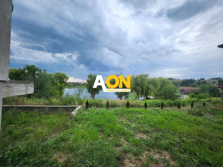 De vanzare apartament 3 camere, la vila, 130mp teren, Lac Chereteu