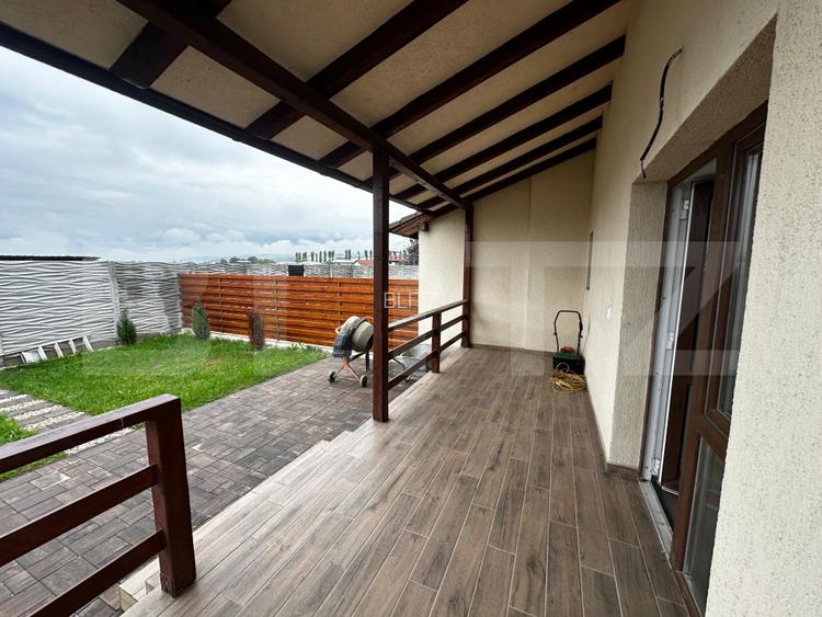 Duplex, curte 300 mp, strada Viitor - 20