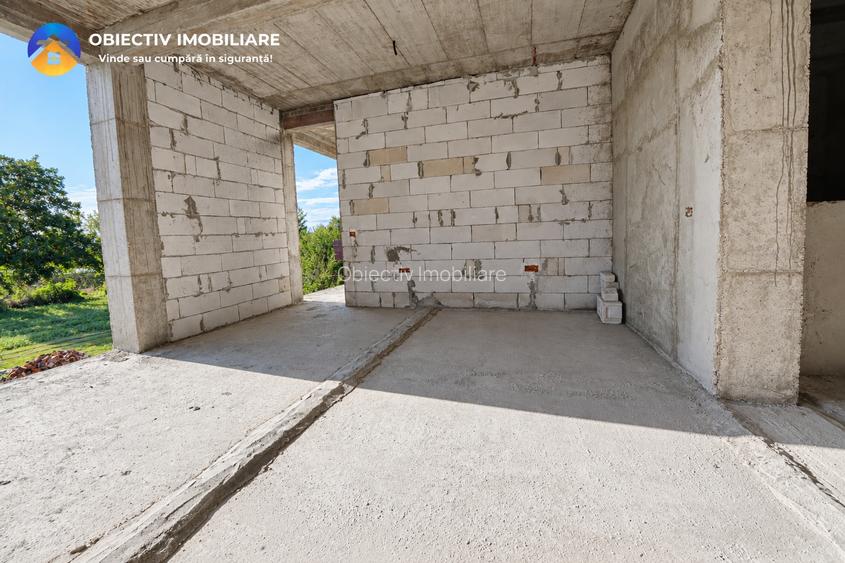 Casă P+2E din cărămidă, 549 mp, teren 1.400 mp, construcție 2021, Roznov