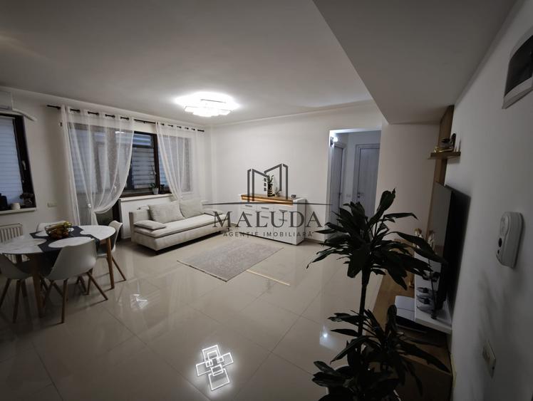 Ap. 3 cam. de vanzare in Gavana Platou-Maluda Imobiliare