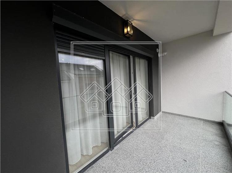 Studio modern, conf lux, aer conditionat, vila cu 2 etaje, balcon 7,6m