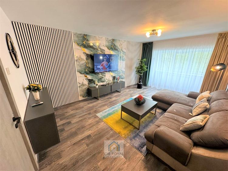 Inchiriez apt. ULTRACENTRAL 2 cam. LUX, Bd. Unirii, zona Alba Iulia, renovat