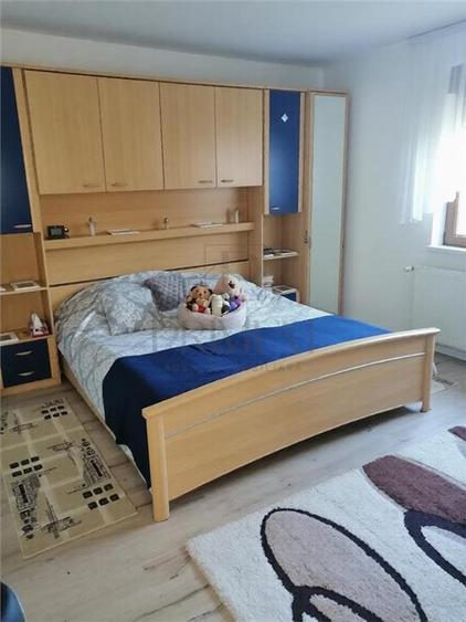 BRAYTIM, CASA INDIVIDUALA CU 2 APARTAMENTE, 3 DORMITOARE, 2 BUCATARII INCHISE