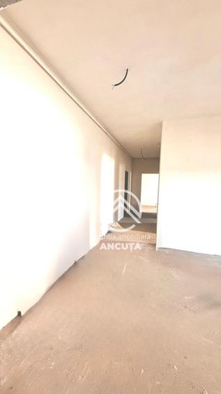 Vanzare Apartament spațios cu 4 camere, 2 băi și logie generoasă, în Florești