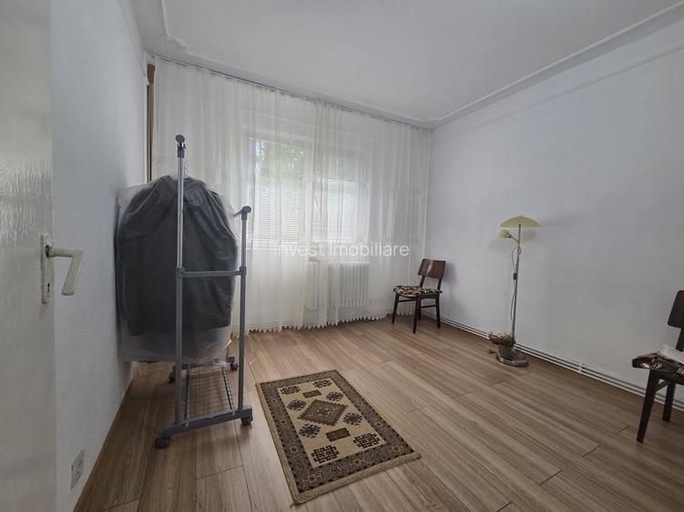 2 camere-Lidl Dacia-70.000 euro - 5