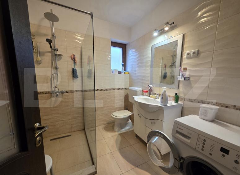 Casa tip duplex de vanzare, 5 camere, 234 mp, zona Titulescu-Satu Mare