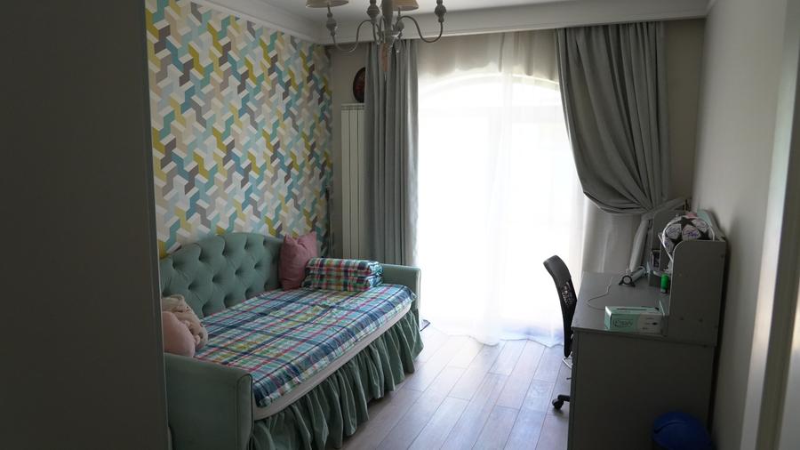 CASA 8 CAM ,5 BAI, S+P+ETAJ , GARAJ, TEREN 485 MP, GHENCEA DANTELEI