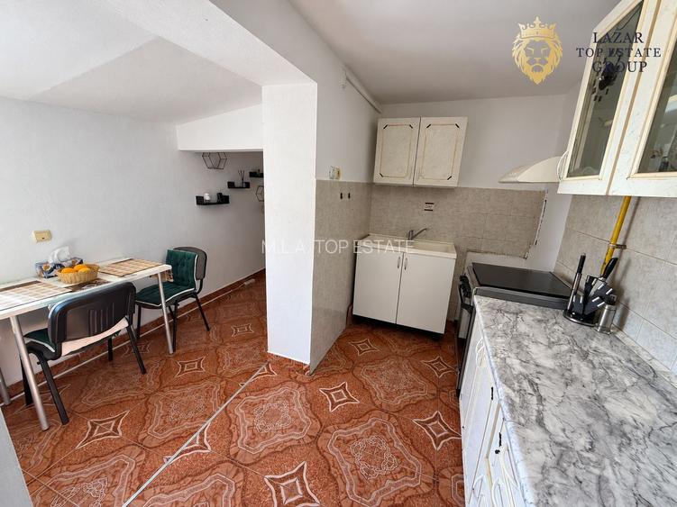 Casă 3 camere de vânzare în Grădiște
