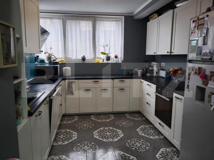 Duplex mobilat si utilat, 136 mp, 343 mp, panouri fotovoltaice,zona Tineretului