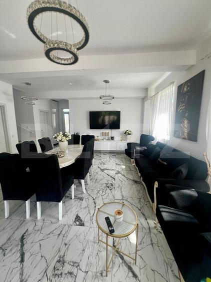 Casa individuala cu 5 camere, finisaje moderne, la intrare in Chinteni