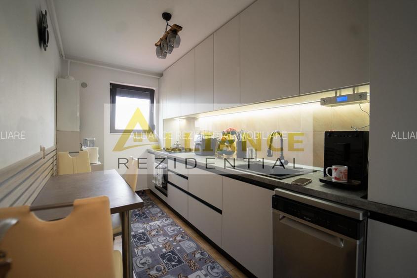 APARTAMENT DEOSEBIT CU 3 CAMERE + MANSARDA | 2 BAI - 5