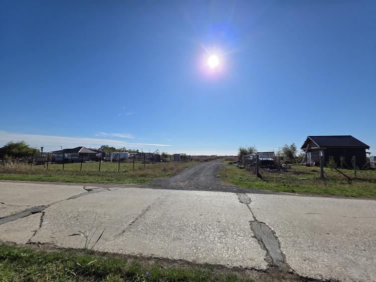 Teren intravilan 555 mp in Corbu, ideal pentru investitie