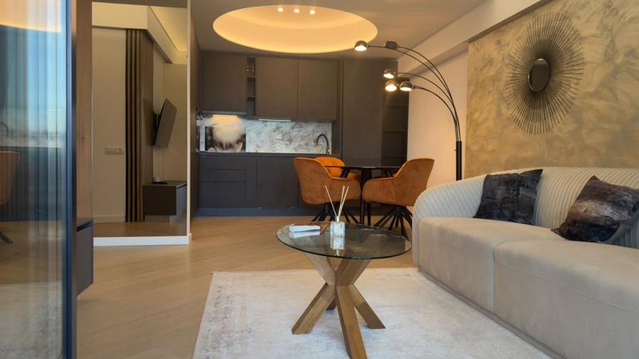 Vanzare apartament 3 camere Cortina North parcare  si boxe
