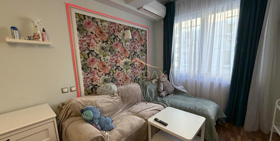 Apartament 2 Camere Premium | Ultracentral - Vedere Dâmbovița | Centrală Proprie