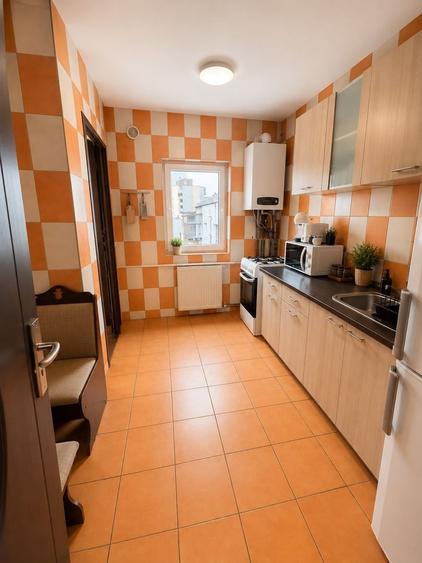 Apartament 3 camere decomandate, 67 mp, aleea Cioplea