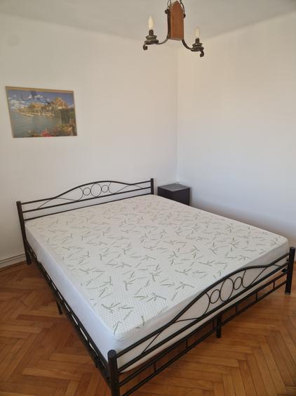 Apartament doua camere, decomandat, renovat
