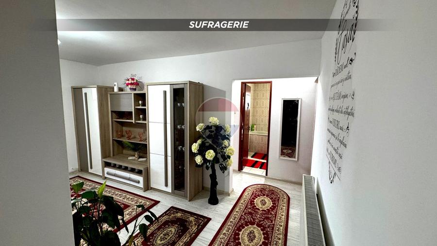 DE VANZARE Apartament 3 camere DECOMANDAT si COMPLET