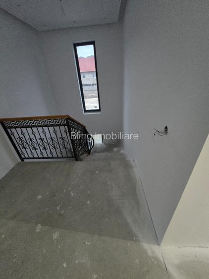 Casa individuala 5 camere, 230mp, garaj, terasa, teren 716mp, in Chinteni - 10