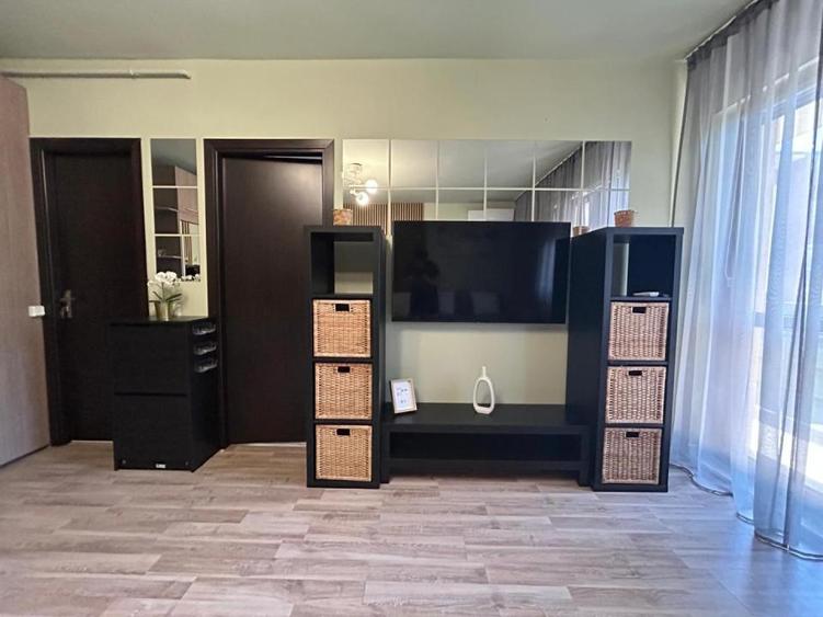 390euro -Garsoniera- 37mp- centrala proprie- bloc 2016