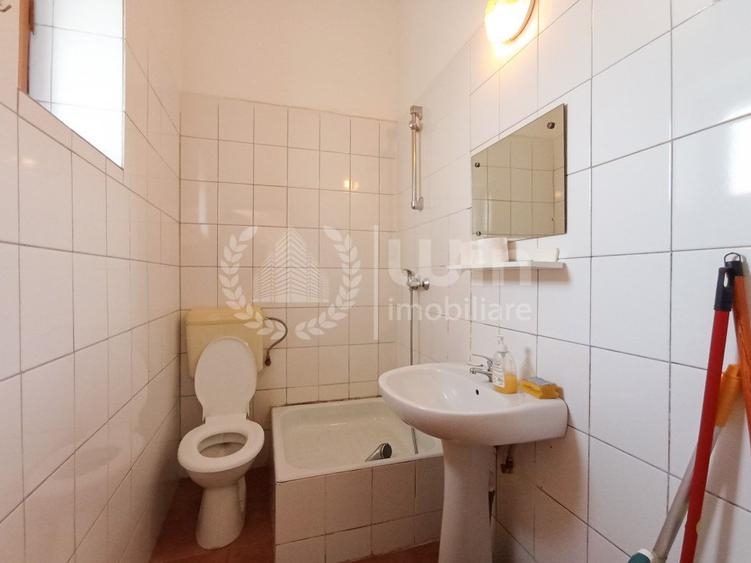 Casa individuala | Teren 435mp | Front la 2 strazi | Garaj | Plopilor