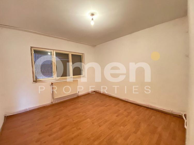 Apartament cu 2 camere decomandat, zona Catedralei