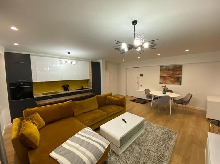 De inchiriat apartament 3 camere in ansamblul Aviatiei Tower