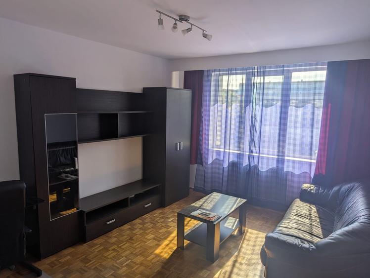 Apartament 2camere decomandate, 48mp, etaj2 – P. Mihai Viteazu Central
