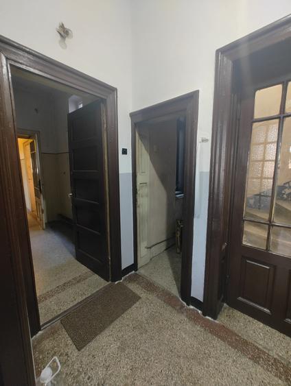 Serban Voda | 3 Camere | Circular | Boxa | Parcare | Centrala | De Renovat