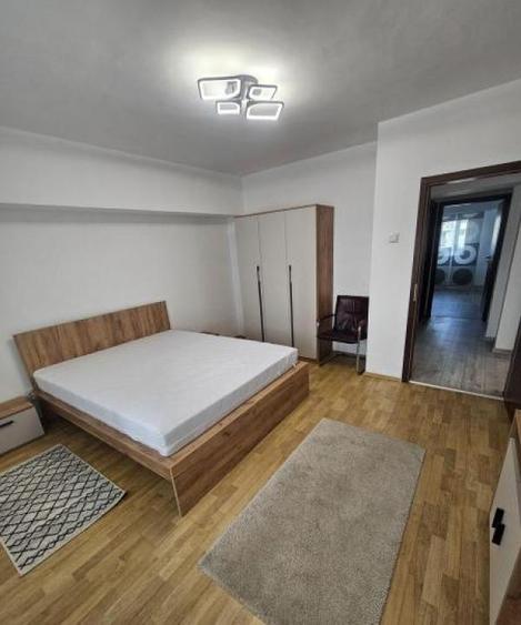 Ap. 3 cam. Bd. Decebal - 4 min. metrou Piata Muncii